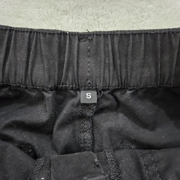 New Style High Rise Cargo Pants in Black Women’s Size S - Picture 3 of 4